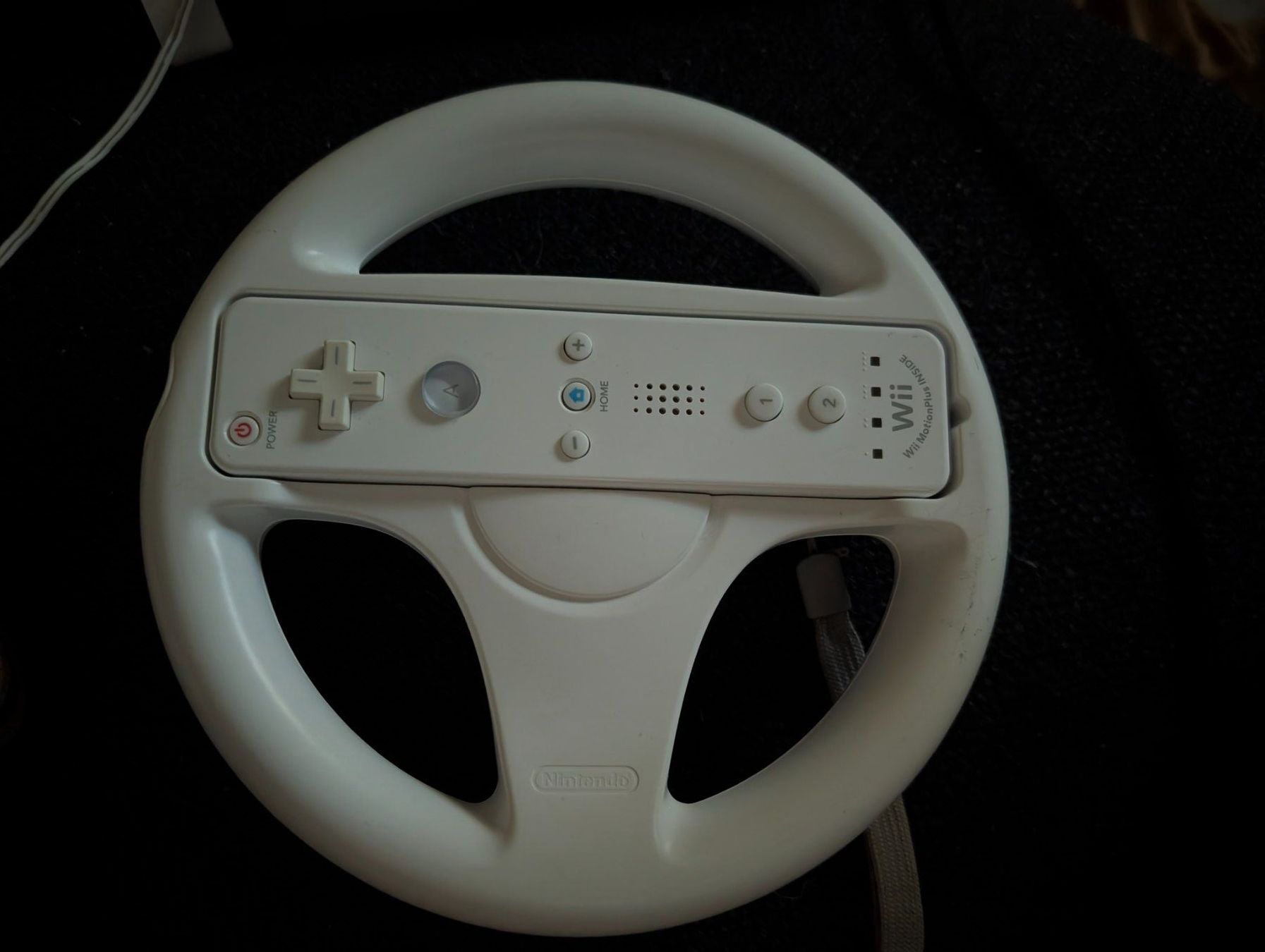 Controller: Nintendo Wii Wheel + Controller (Motion Plus) - Mario Kart – Usato da Hünenberg See venduto da SpecialEditionGaming
