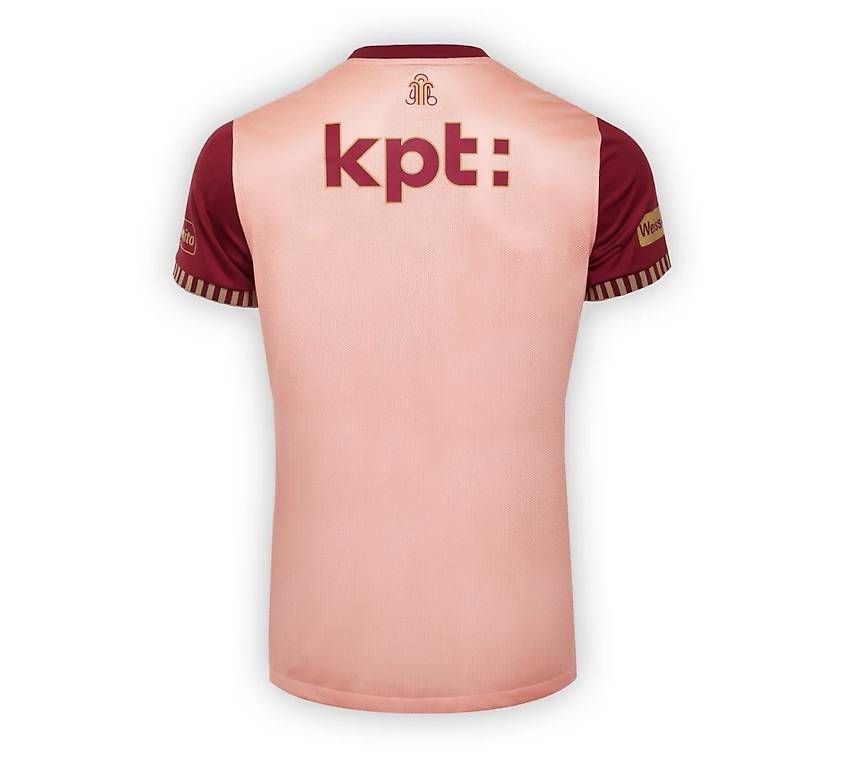 Canottiere & Pantaloni: YB TRIKOT THIRD 25/26 – Nuovo e nell'imballaggio originale da Laupersdorf venduto da nic_j5nm 1
