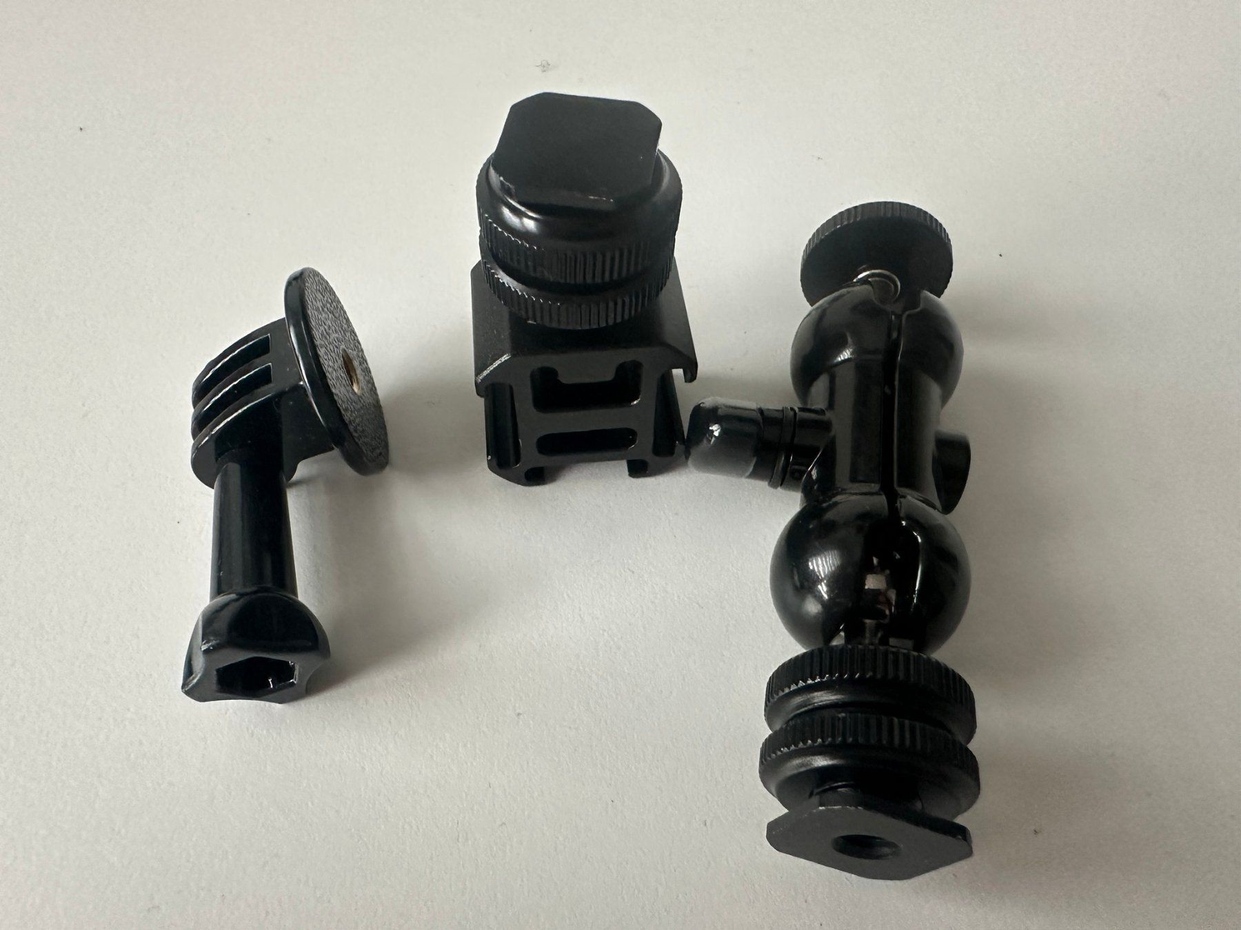 Smallrig Altri Accessori: SmallRig Z CAM E2 Cage Set mit Griffen und Zubehoer – Usato da Kloten venduto da Wharum 1