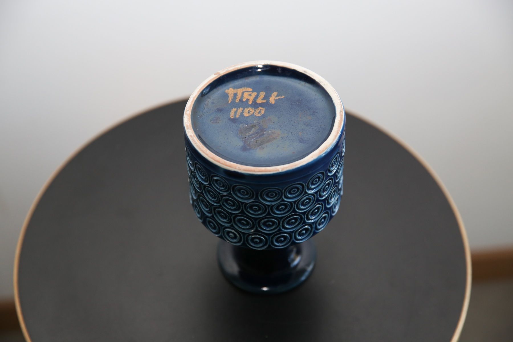 Vasen & Gefässe: blue ceramic vase – Gebraucht aus Zürich von considermichael 1