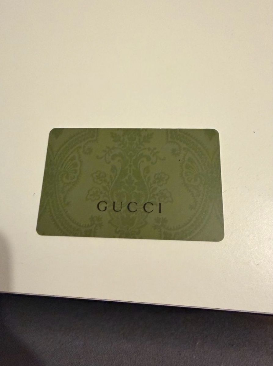 Karten: Gucci Geschenkkarte – Neu und originalverpackt aus Dürnten von mar_7vb2