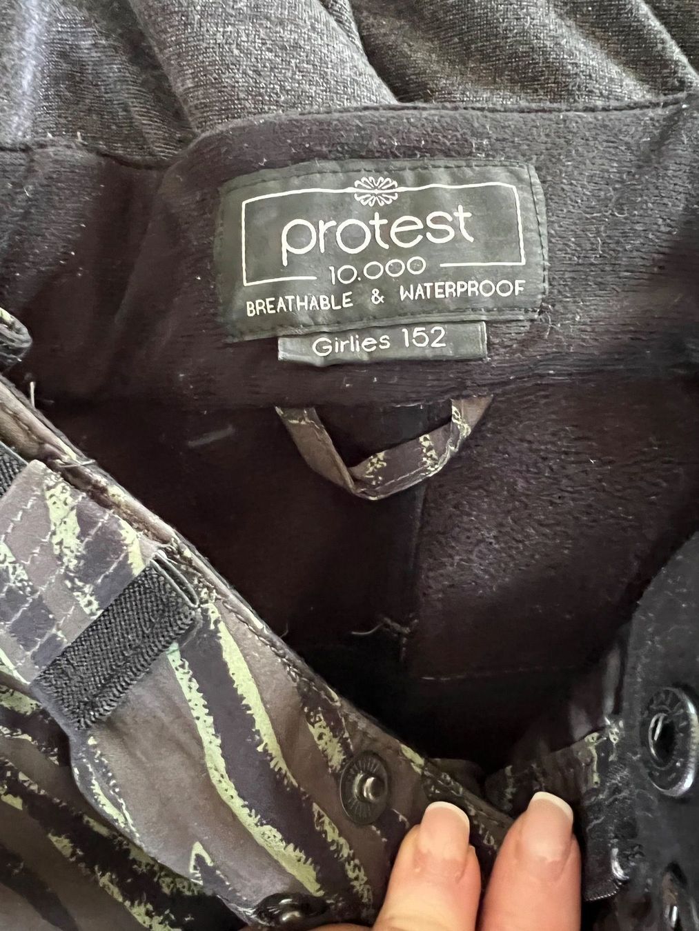 Pantaloni: Girls ski pants in size 152 – Usato da Münchenstein venduto da ArleneLM 2