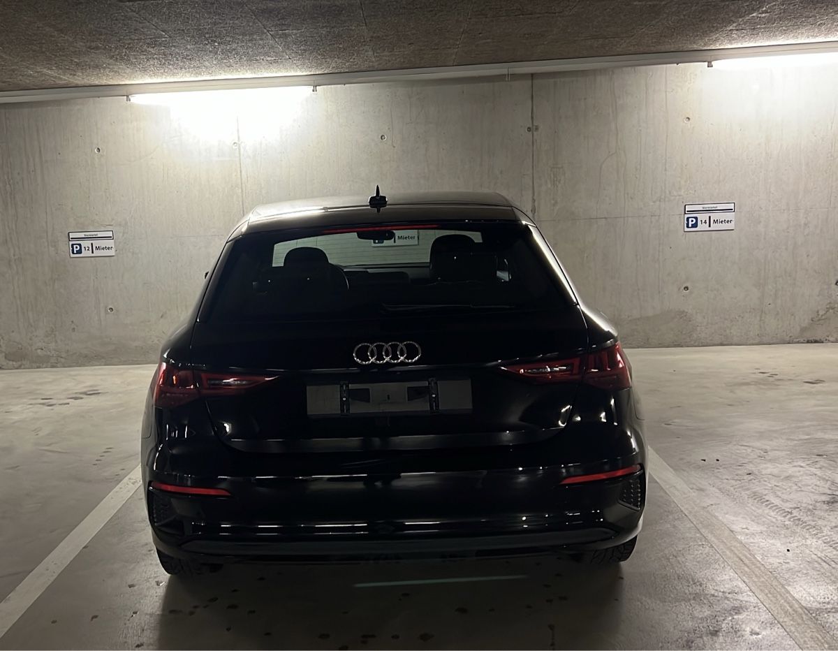 Audi Automobili: Audi / A3 Sportback 35 TFSI Attraction – Usato da Glarus venduto da Yenko01 5