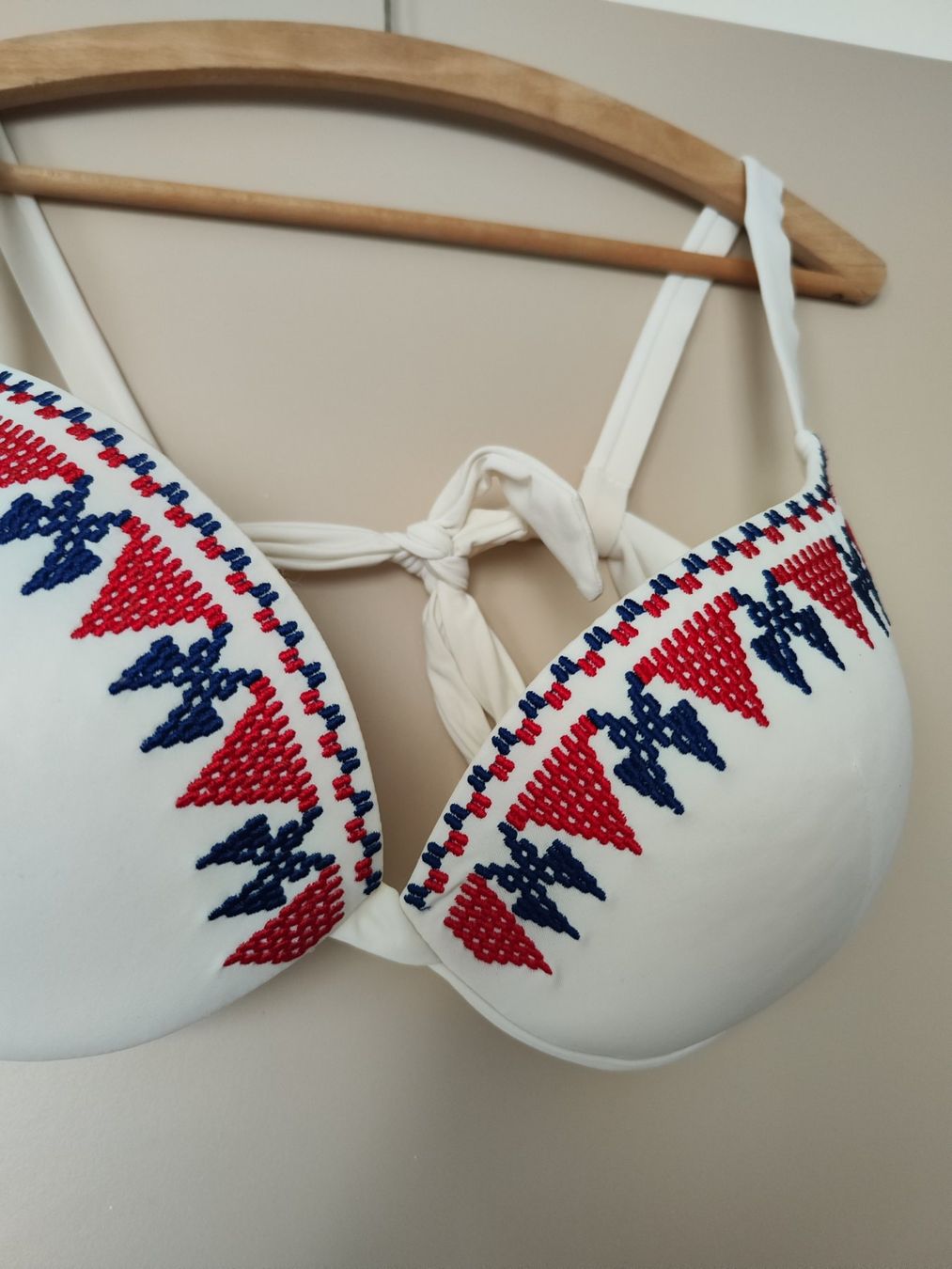 Calzedonia Costumi da bagno & Bikini: Bikini-Oberteil, gr. EU 90 – Nuovo (secondo la descrizione) da Reinach BL venduto da chilller92 2