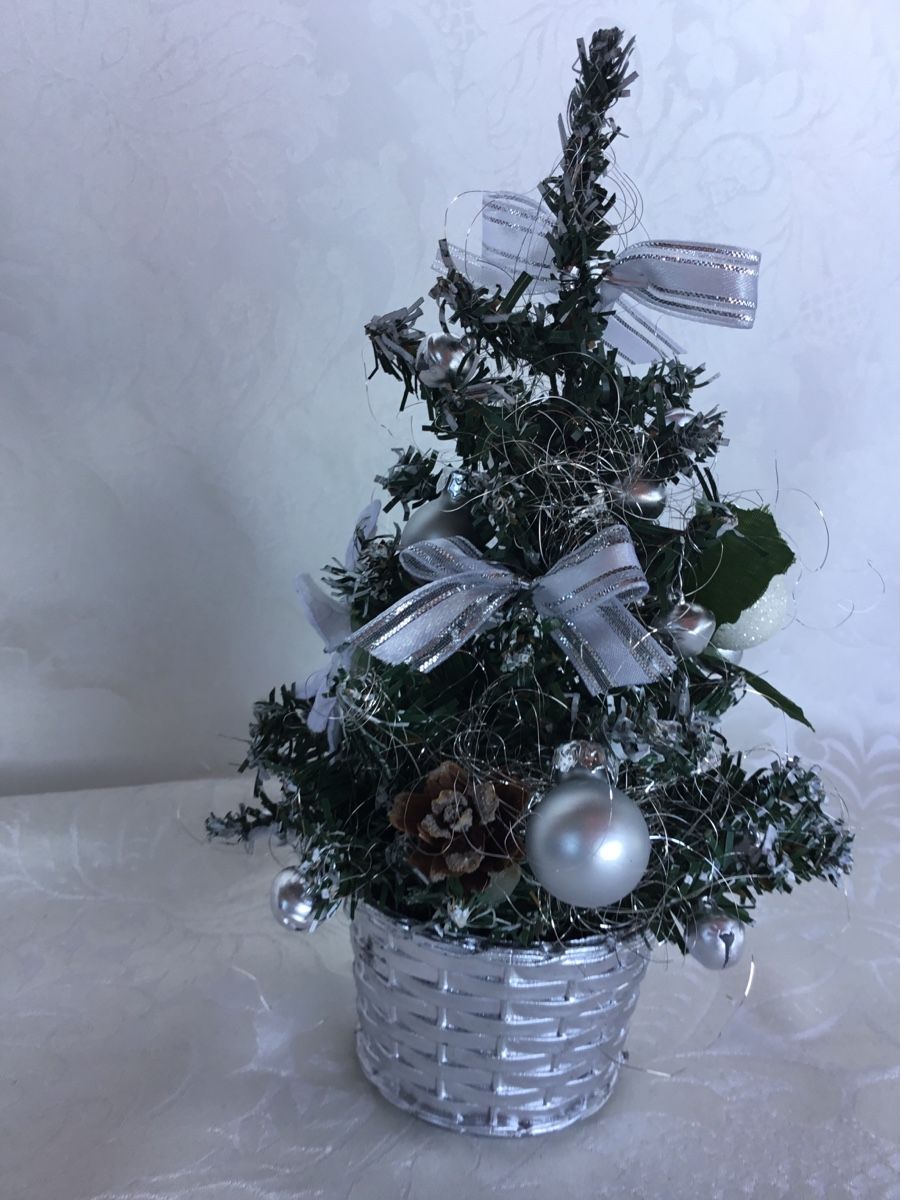 Tutte le decorazioni: Kleiner Weihnachtsbaum – Usato da St. Gallen venduto da chamilla 2