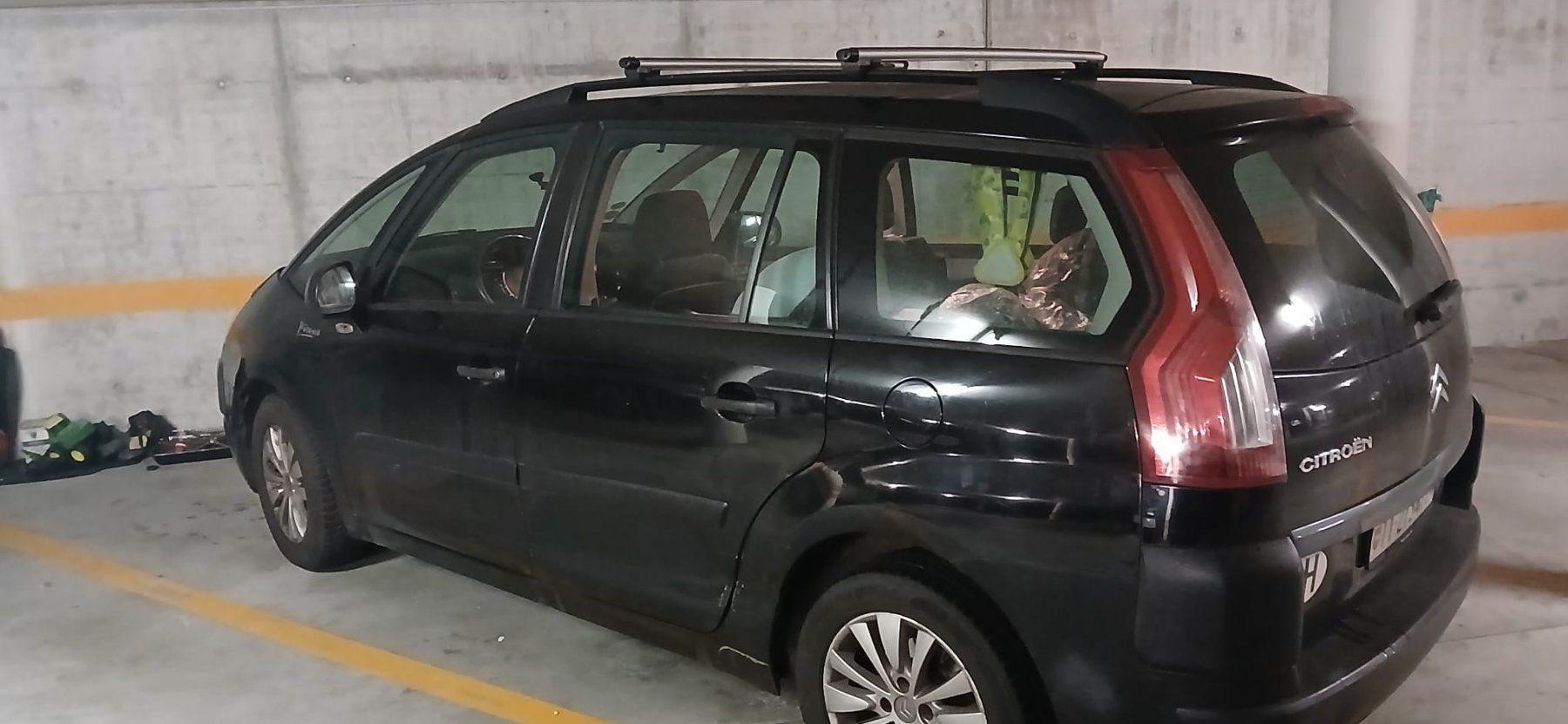 Citroën Automobili: Citroën C4 Picasso – Usato da Gordola venduto da Roxenne 2