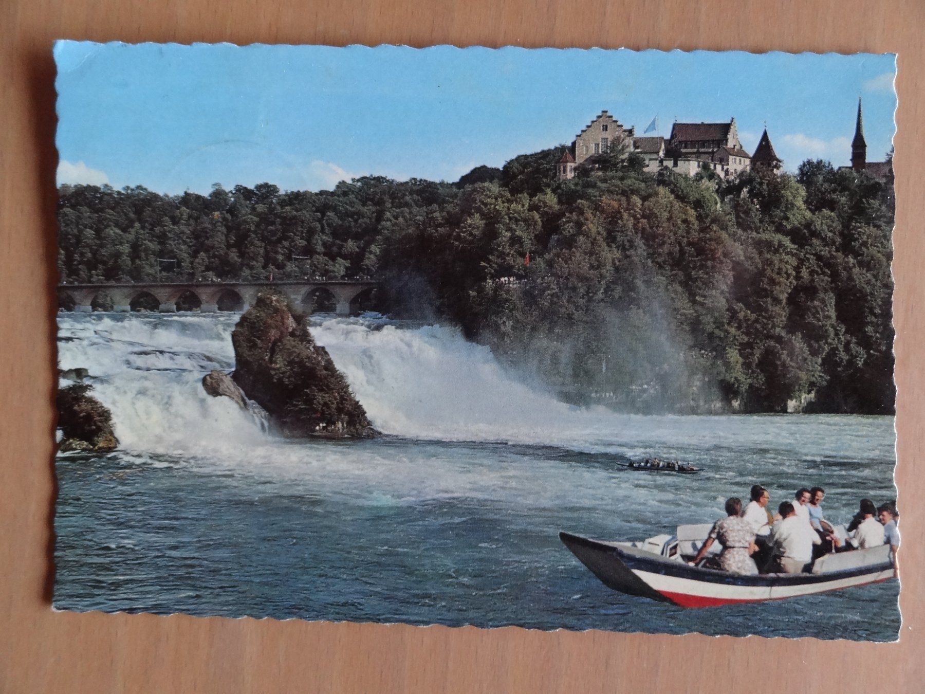 Cartoline postali: Rheinfall - bei Neuhausen - 1965 – Usato da St Léonard venduto da Riglin