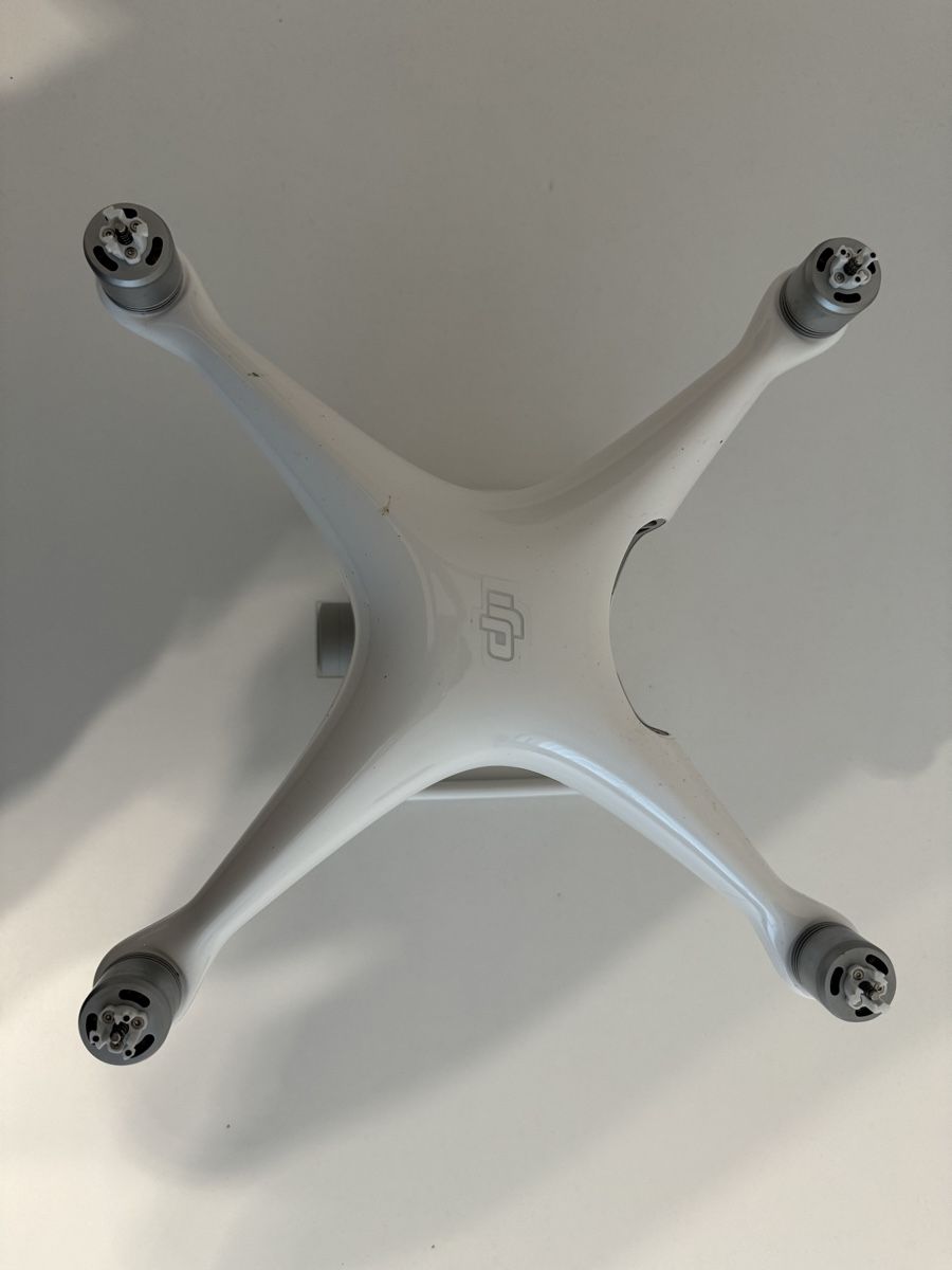 DJI Modellismo RC: Dji Phantom 4 Pro + – Usato da Bülach venduto da Antonio97 1