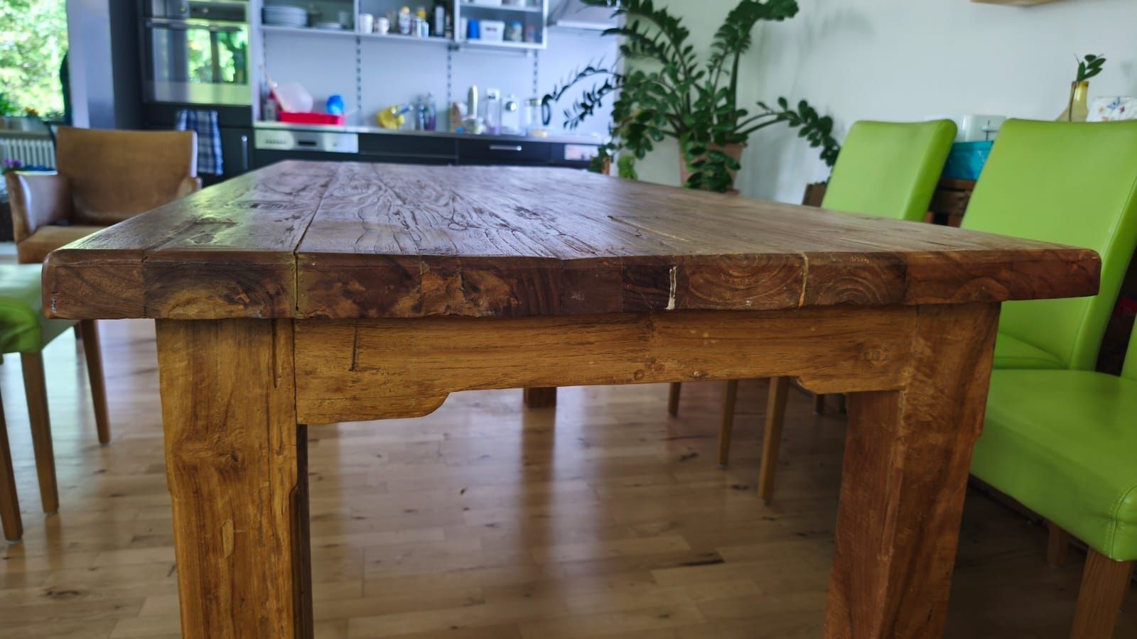 Tische: Rustikaler Esstisch – Gebraucht aus Hombrechtikon von Brunnengass 4