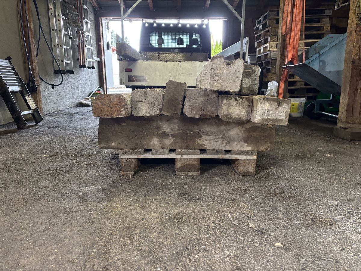 Articoli in legno: Altholz balken – Usato da Turbenthal venduto da inf_77rq 5