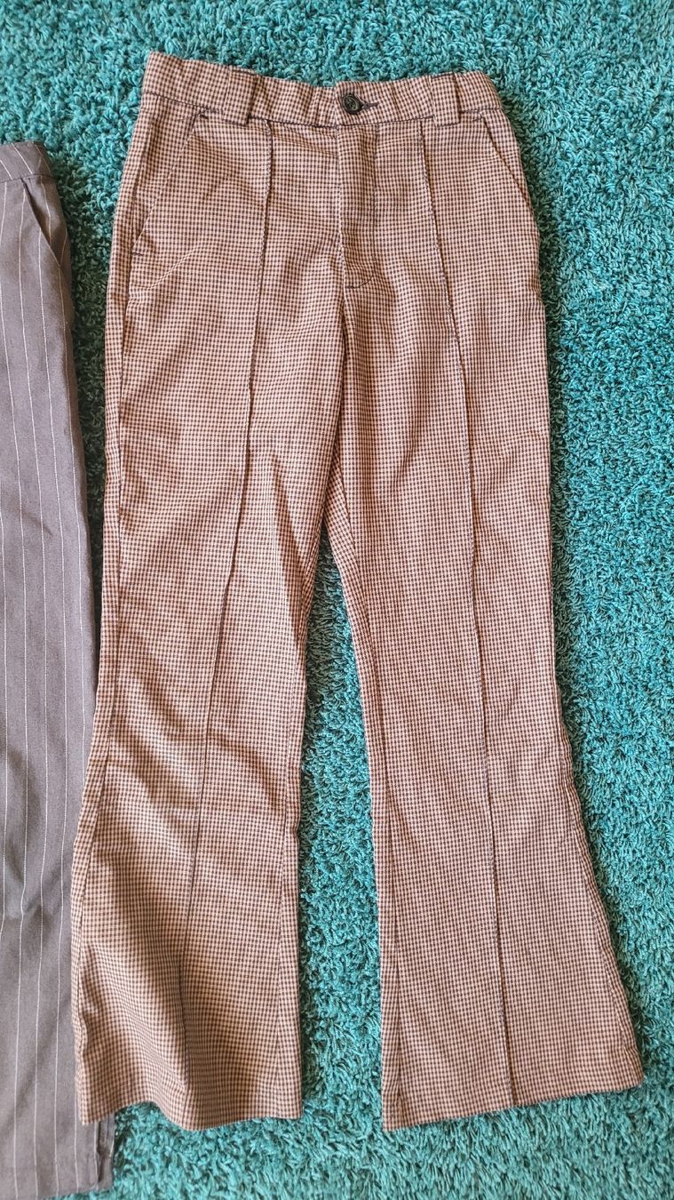 H&M Pantaloni: H&M Hosen 2 stk, Grösse 140 – Usato da Warth venduto da aussieaussie 2