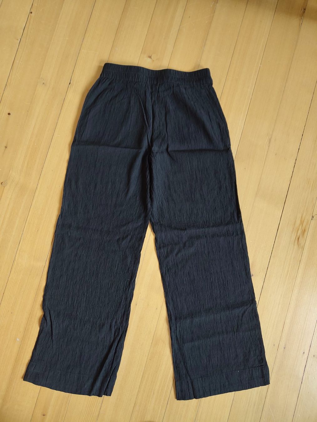 C&A Pantaloni: Sommerhose schwarz von C+A – Usato da Basel venduto da ste_g9bv 2