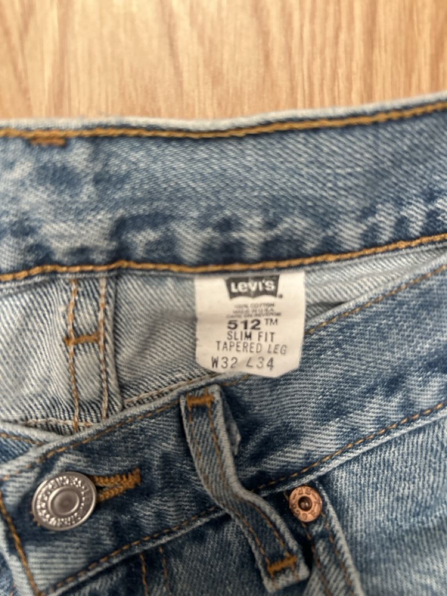 Levi's Jeans: Levi's Jeans 512 Grösse 32/34 blauer Denim – Gebraucht aus Luzern von ThrowbackVintage 2