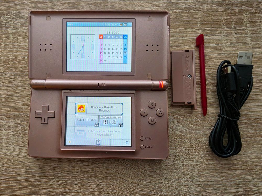 Nintendo DS lite in seltenem metallic-rosa (Gebraucht) in Sempach für ...