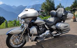 Harley-Davidson Electra Glide CVO FLHTKSE 114 Marche arrière