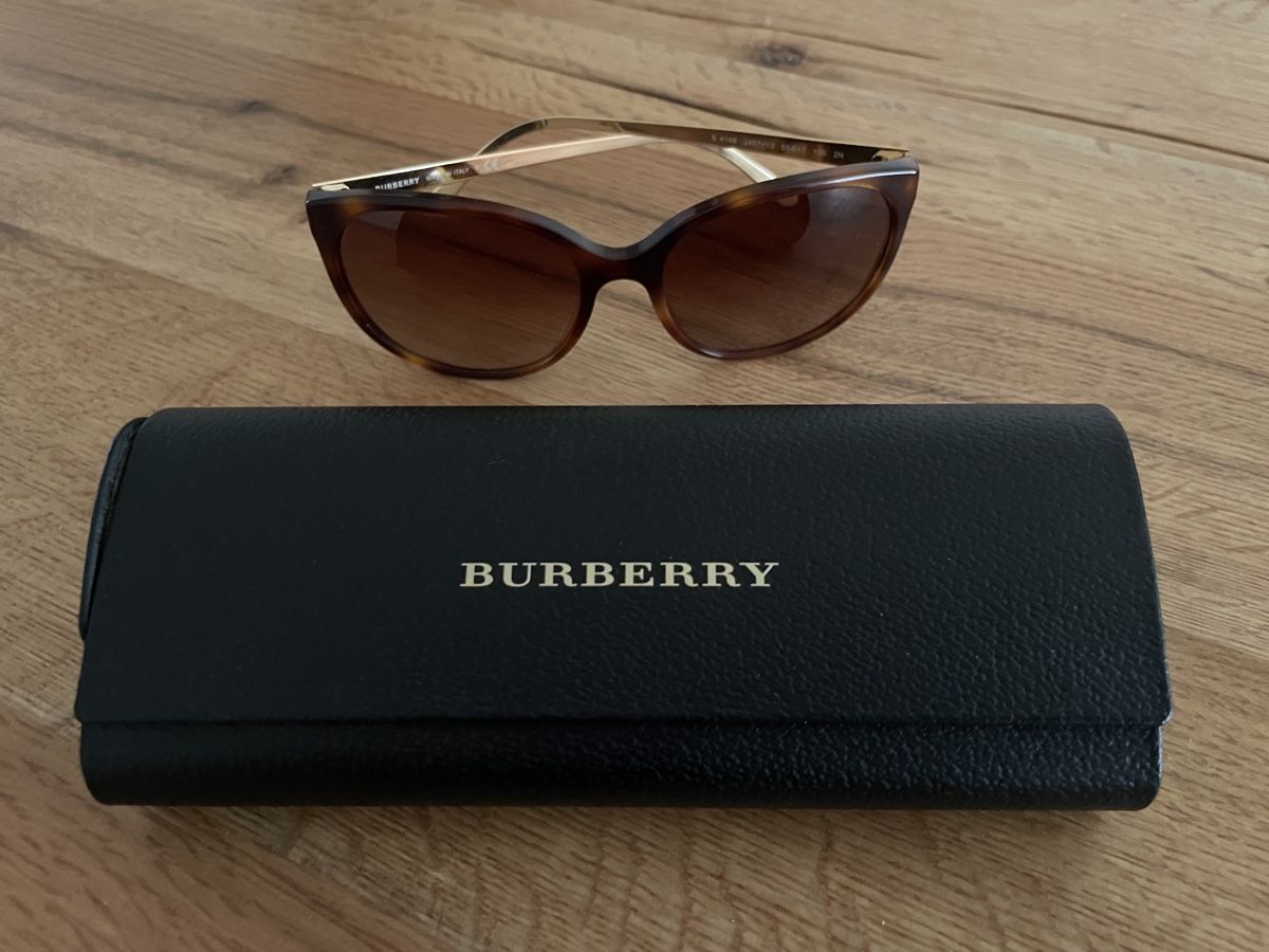 Burberry Brillen & Gläser: Burberry Sonnenbrille – Neu (gemäss Beschreibung) aus Zürich von lua_v9wj