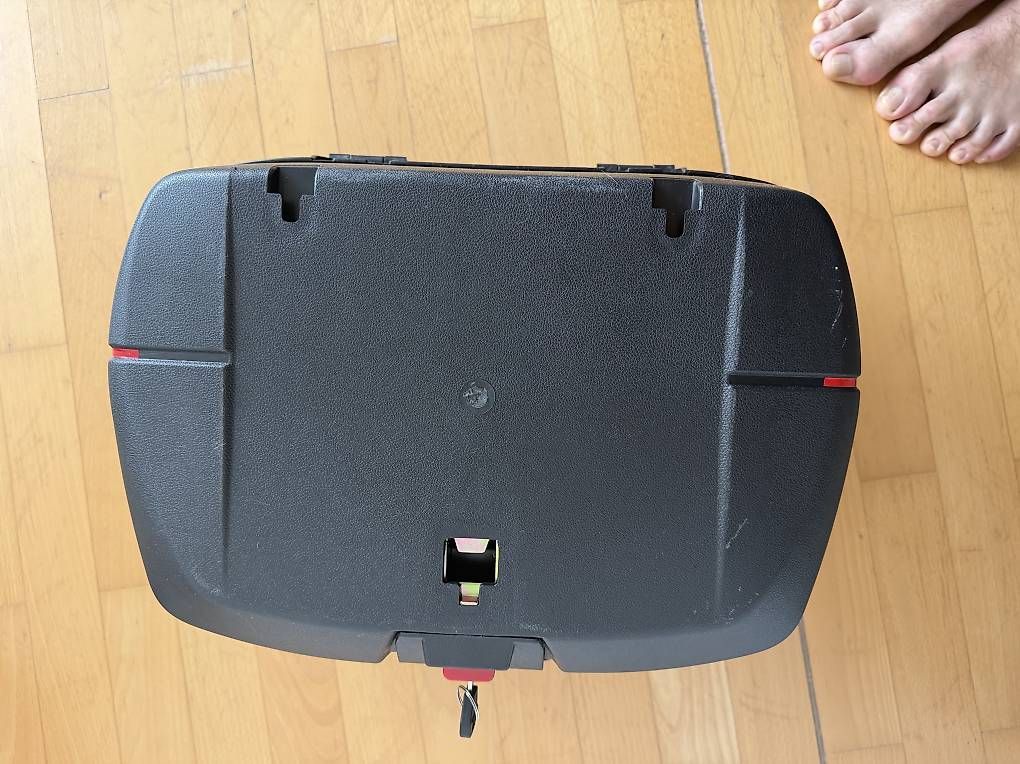 Topcase: Bagtecs Topcase inkl. Universal-Montageplatte – Gebraucht aus Zürich von Germanchef 4