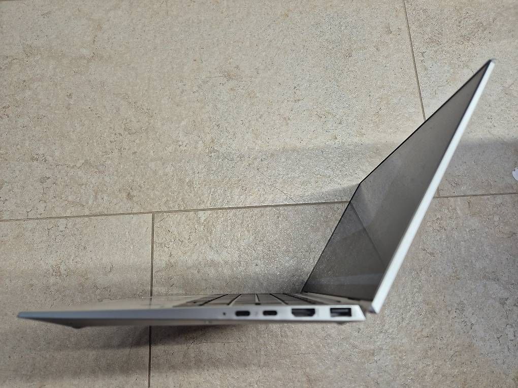 Hewlett Packard Notebook: HP EliteBook x360 1040 G7 mit Touchscreen – Usato da Hellbühl venduto da Schumi 2