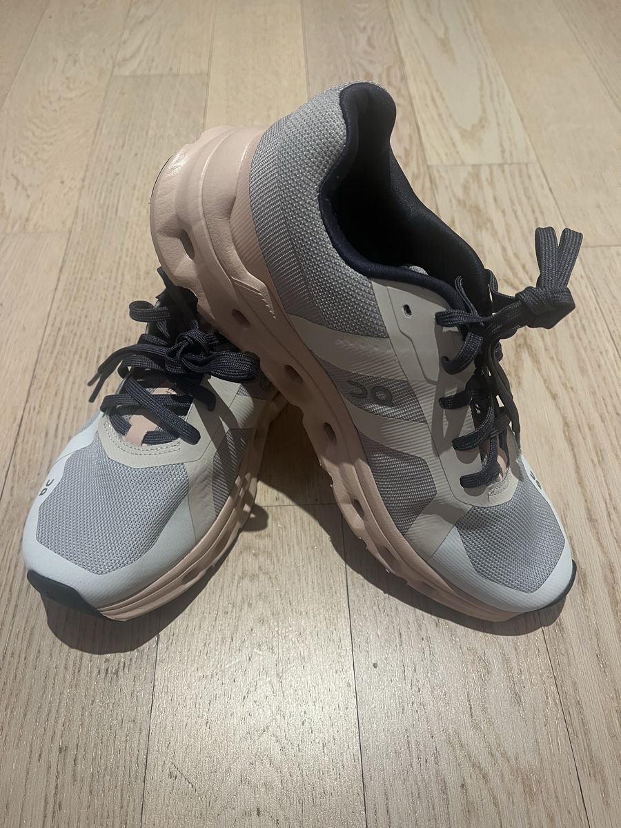 Damenschuhe: On Cloudsurfer 39 – Neu (gemäss Beschreibung) aus Tagelswangen von Ugine_09