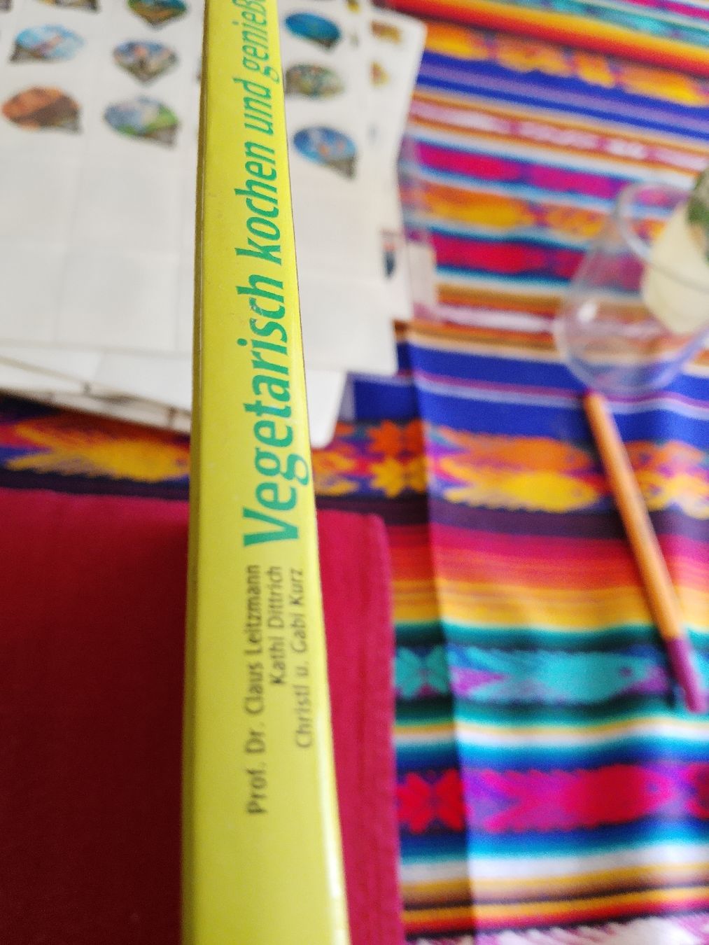 Libri: Vegetarisch Kochen und Genießen – Nuovo (secondo la descrizione) da Volken venduto da katz5 1