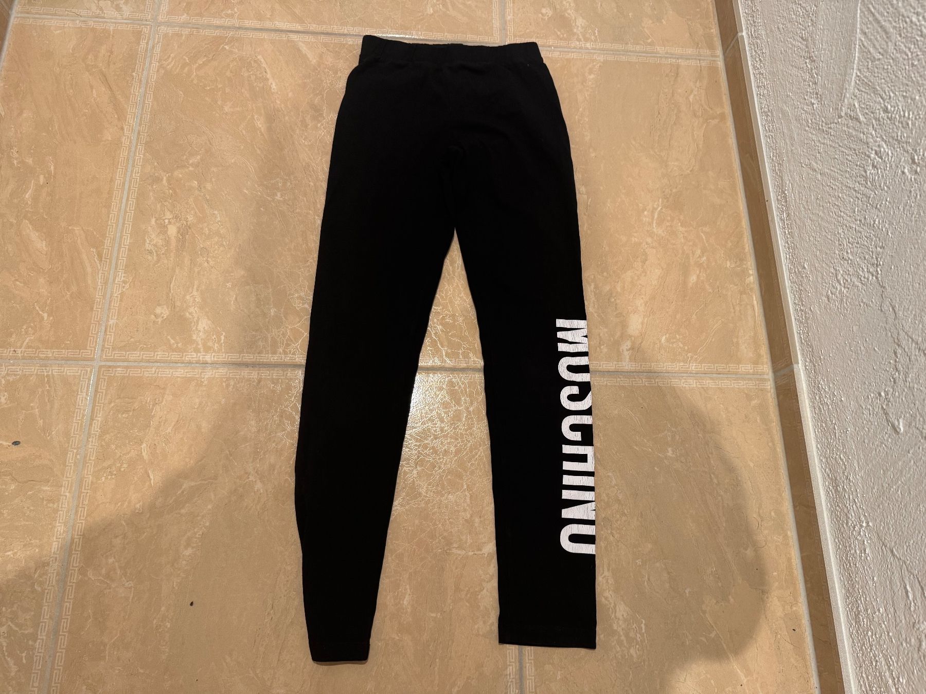Moschino Strümpfe & Strumpfhosen: Moschino Leggins, 12J 152 – Gebraucht aus Klingnau von Markus14