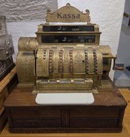Wunderschöne Massive antike Registrierkasse "National" 542-E