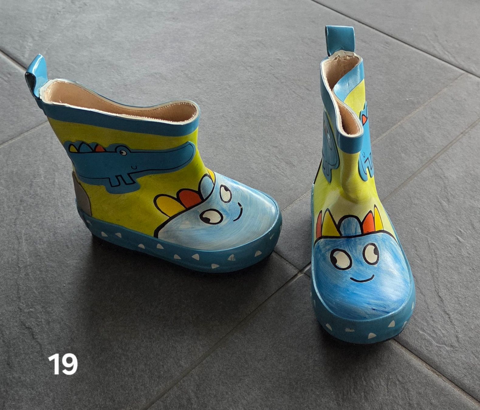 Schuhe für Jungen: 2 Paar Gummistiefel Gr. 19+20 – Gebraucht aus Nürensdorf von nm_schoeni28