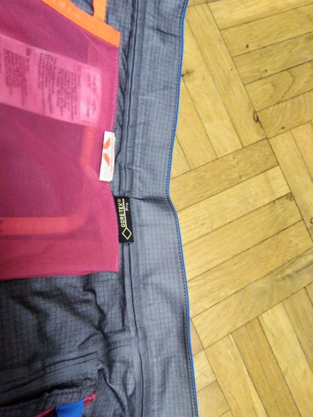 Mammut Jacken: Mammut Jacke xs goretex Eigerextrem Neu – Neu und originalverpackt aus Müllheim Dorf von florita01 6