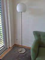 Stehlampe in klassischem Design