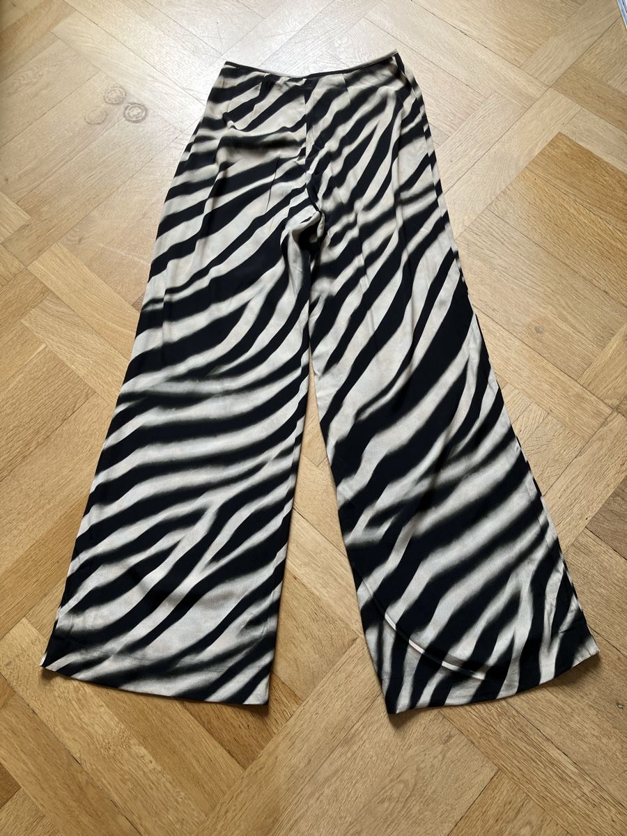 Pantalons: Leichte Sommer Hose Zebra – D'occasion à Basel par carmeni71
