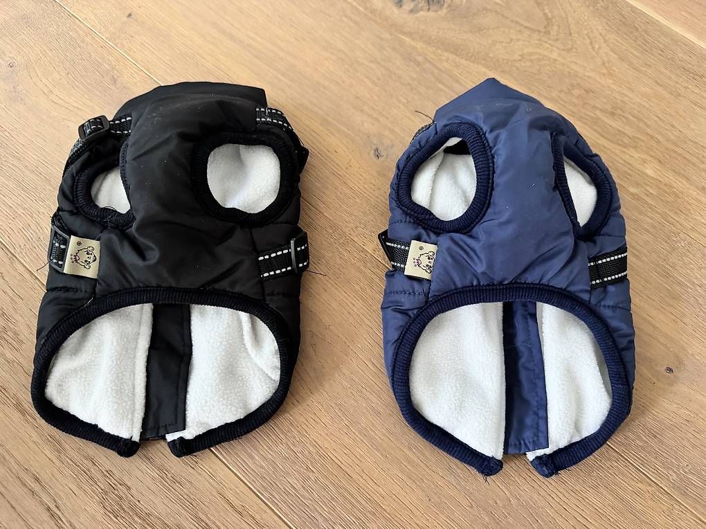 Abbigliamento: Hunde Mänteli – Usato da Büron venduto da Manu864 1