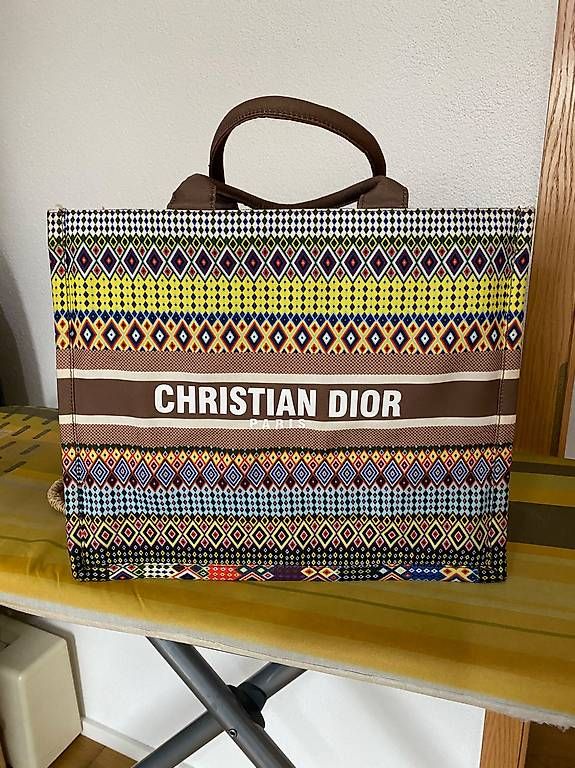 Taschen: Shopper farbig – Gebraucht aus Rheineck von Castrillo01