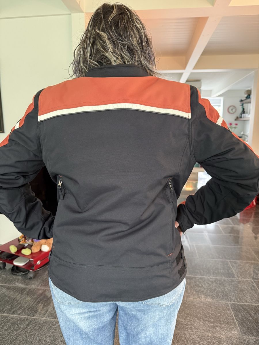 Harley-Davidson Giacche: Damen Motorrad Jacke Harley Davidson – Usato da Rupperswil venduto da Armin.Fricker 1