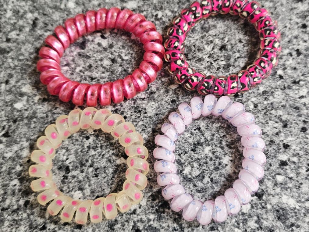 Accessori per capelli: 4 Haargummi/ Spiral – Nuovo (secondo la descrizione) da Geuensee venduto da jes_9xyk 1