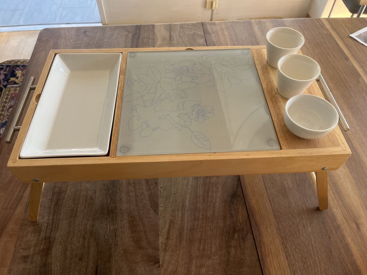 Tablet PC: Servierbrett Frühstückstablett – Usato da Wattenwil venduto da bara55 1