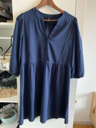 Kleid blau Gr. M Vera Moda