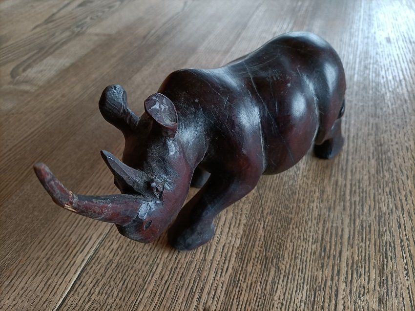 Sculture & Statue: Nashorn Figur aus Holz – Usato da Burg venduto da Mainstreet69