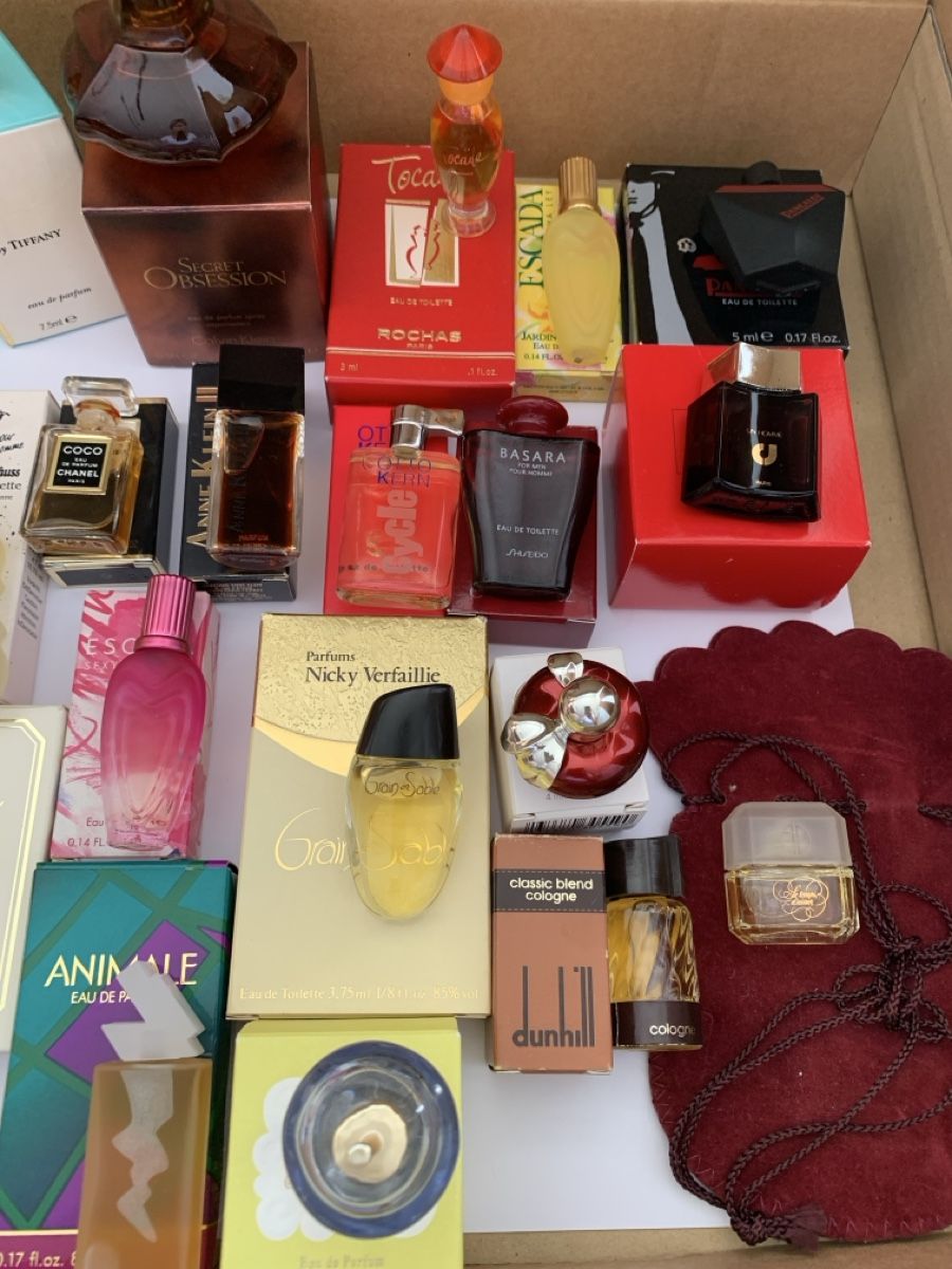 Parfum & Eau de Toilette: Parfum Miniaturen – Gebraucht aus Hochdorf von Blume007 7