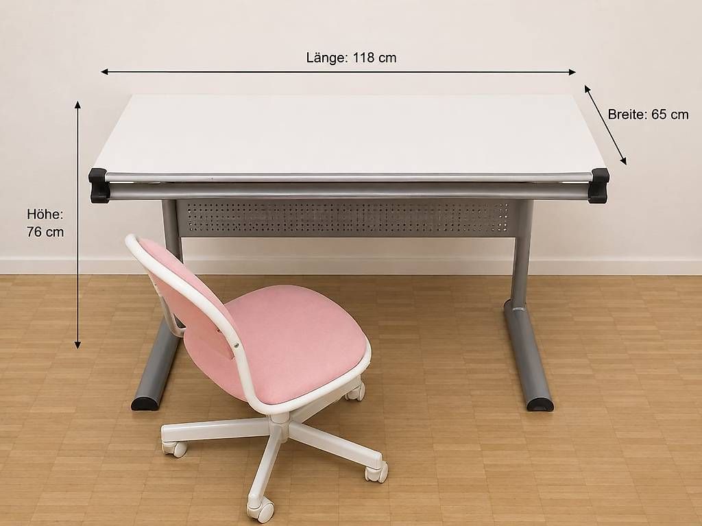 Ikea Schreibtische: Schreibtisch mit Drehstuhl – Gebraucht aus Hombrechtikon von kami667