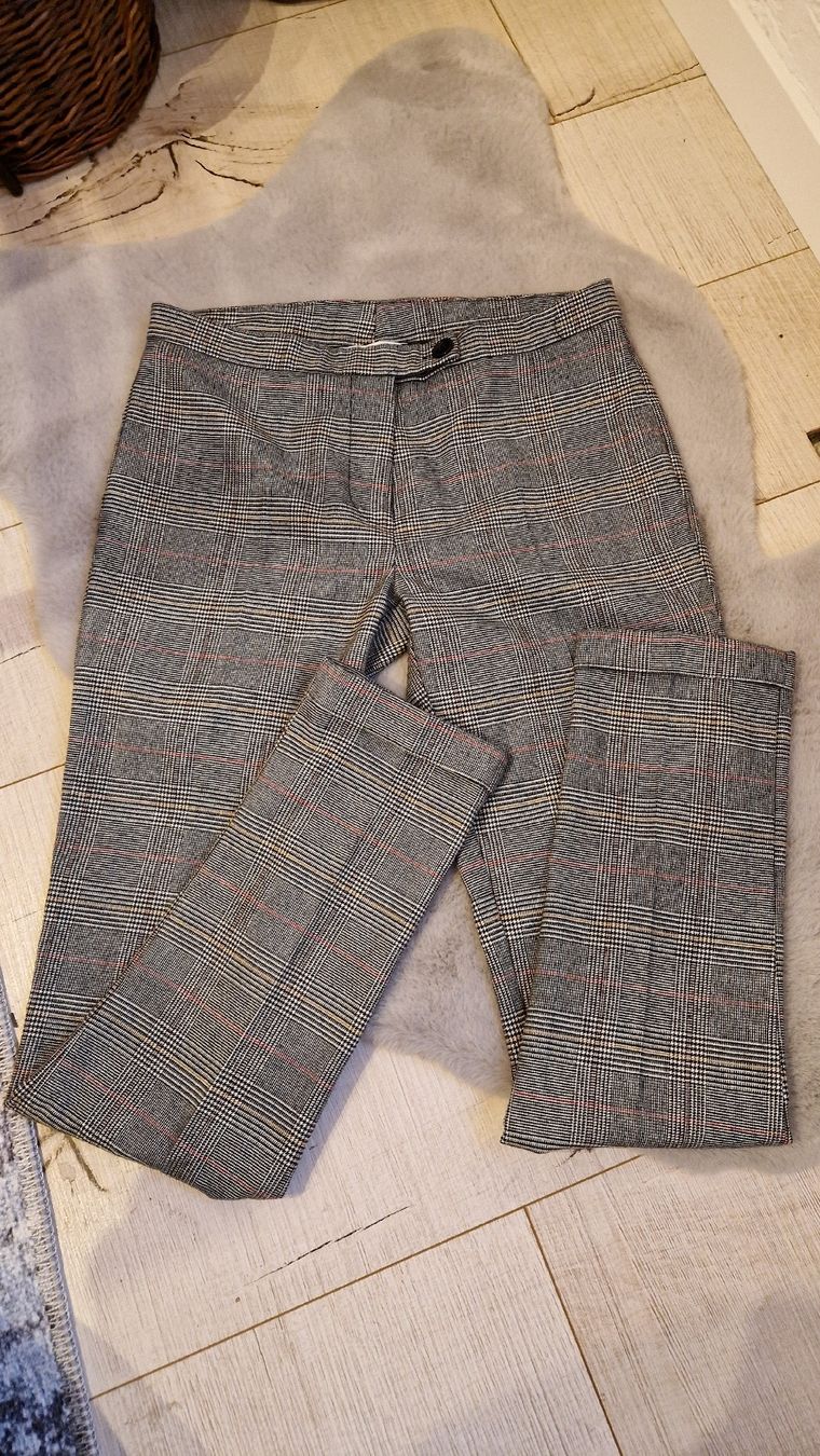 Pantaloni: Stoffhose Damenhose Gr. 34 – Usato da Oensingen venduto da Nussikowski