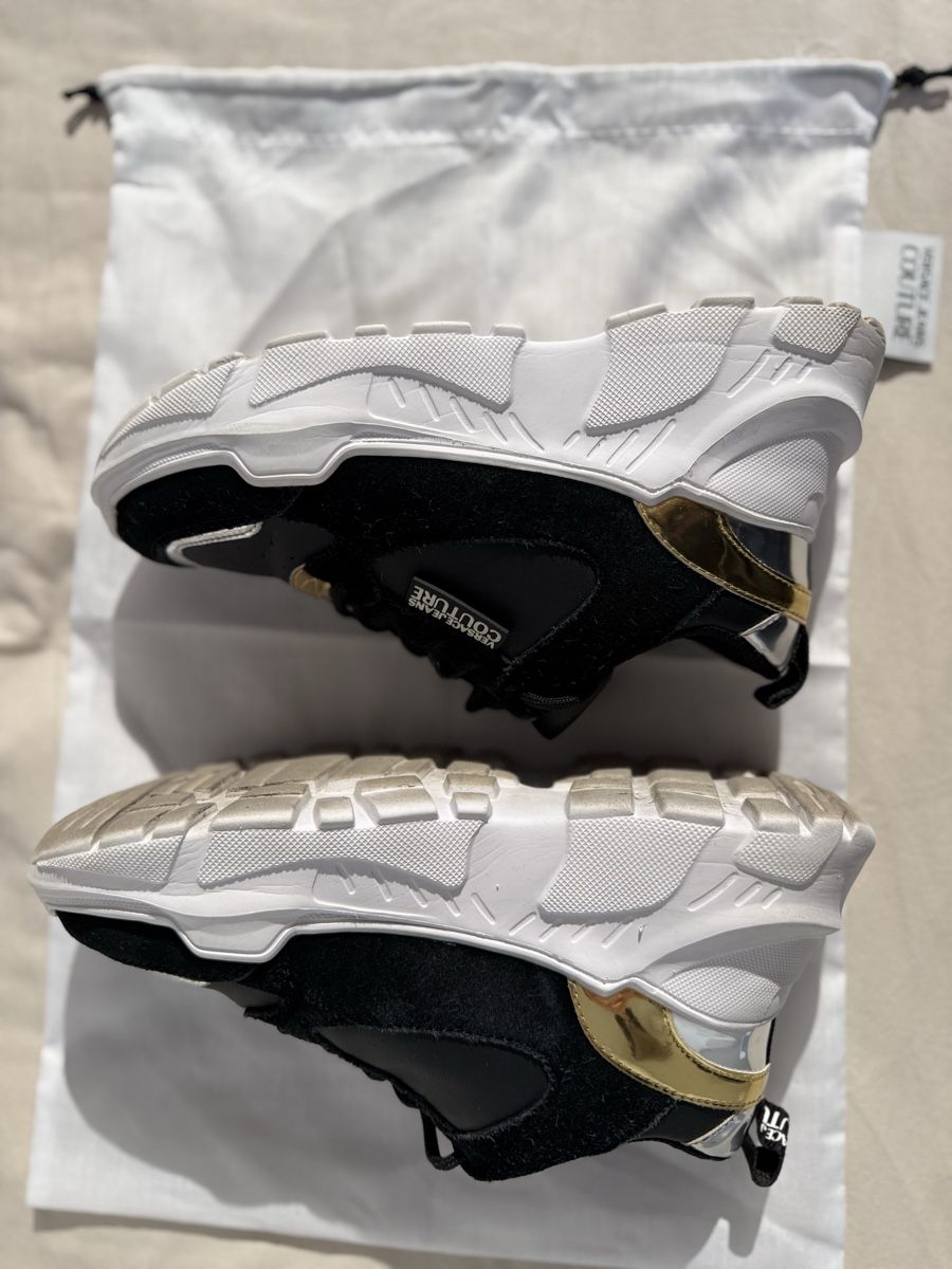 Versace Damenschuhe: Versace Jeans Couture Sneakers – Gebraucht aus Schlieren von ana_ribeiro19 3