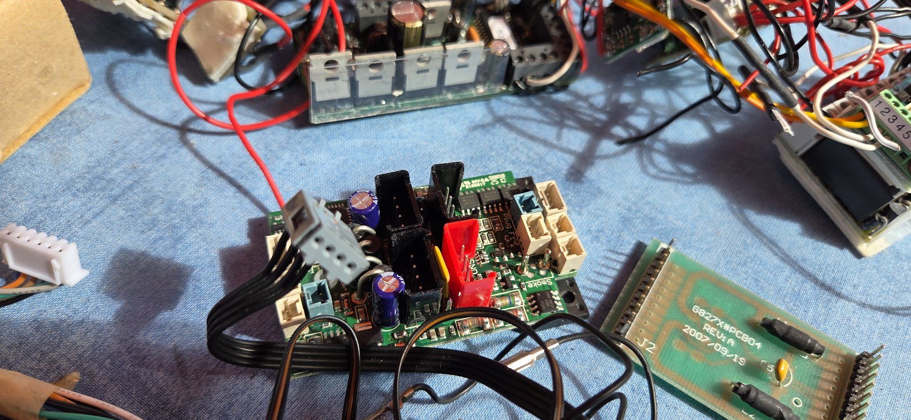 Modelleisenbahnen: Konvolut Elektronikmaterial – Gebraucht aus Solothurn von Traemlischliefer 6