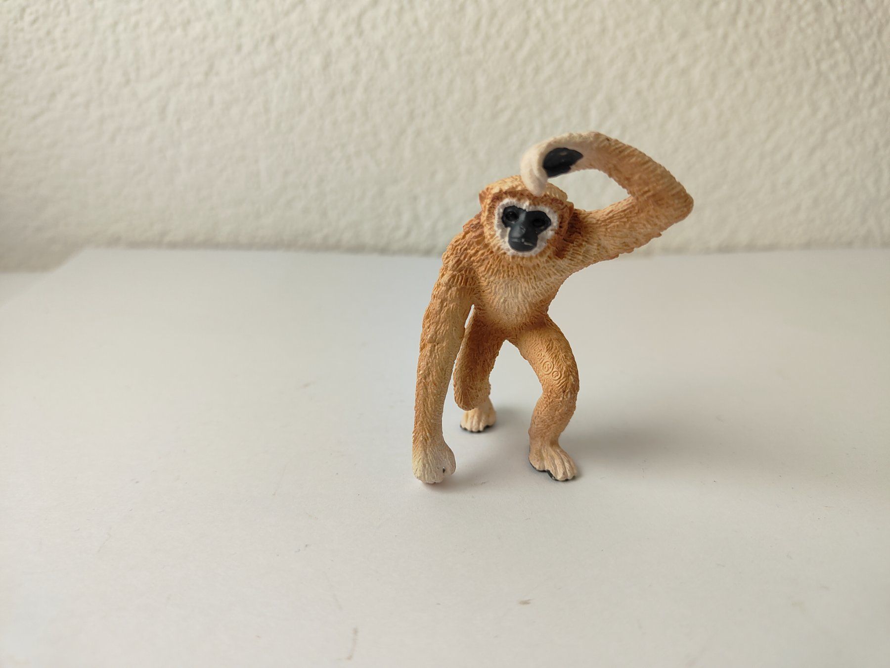 Schleich Figuren: Schleich Gibbon Wild Life Affe – Gebraucht aus Thalwil von FigurenFreunde