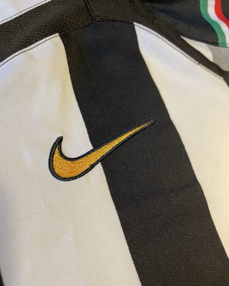 Nike Canottiere & Pantaloni: SELTENES JUVENTUS LANGARM SHIRT – Nuovo (secondo la descrizione) da Zürich venduto da ebclassique 5