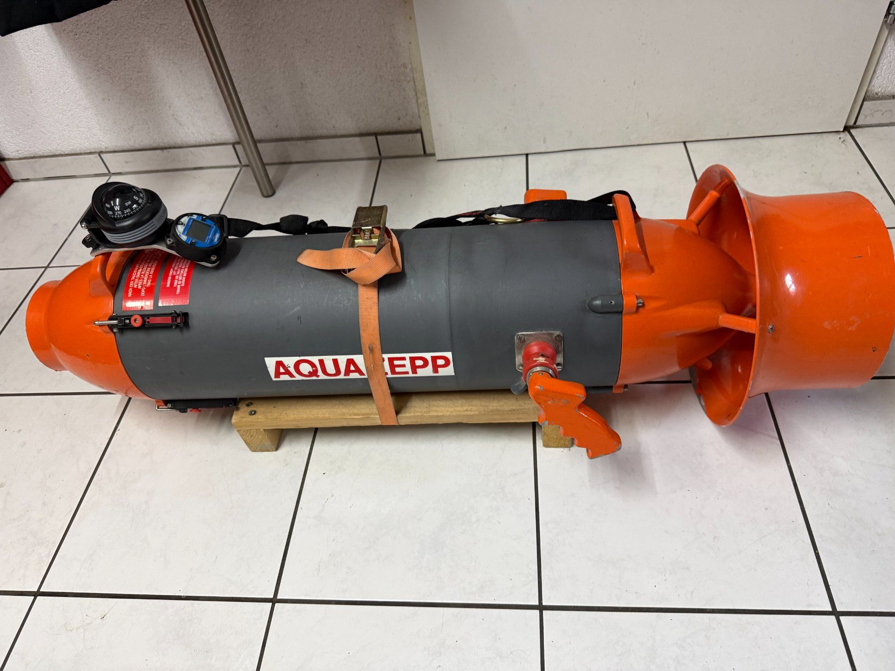 Sonstige: Unterwasserscooter Original Aqua Zepp – Gebraucht aus Aeugst am Albis von Theo09 2