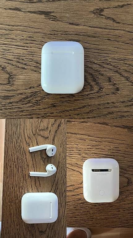 Cuffie: AirPods 1° Generazione  – Usato da Emmen venduto da MarcoPorcheri 1