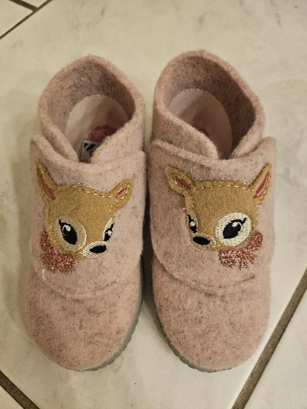 Elefanten Scarpe per ragazze: Elefanten Hausschuhe 23 – Nuovo (secondo la descrizione) da Kefikon TG venduto da Livline