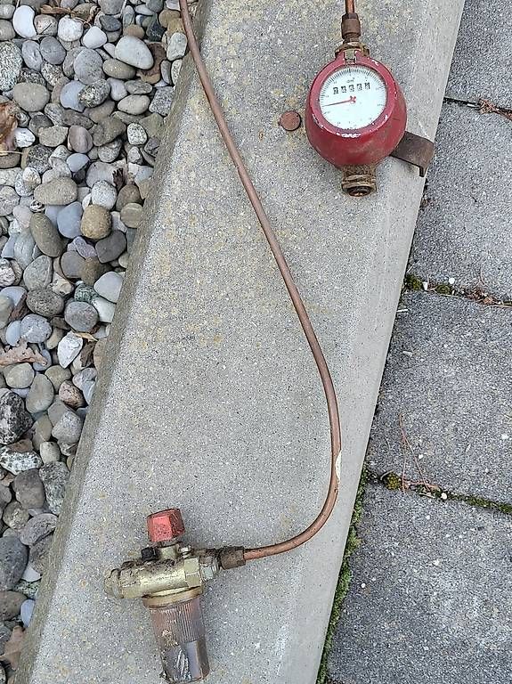 Messen: Wasserzähler altes Teil – Gebraucht aus Kestenholz von fiatsubi 1