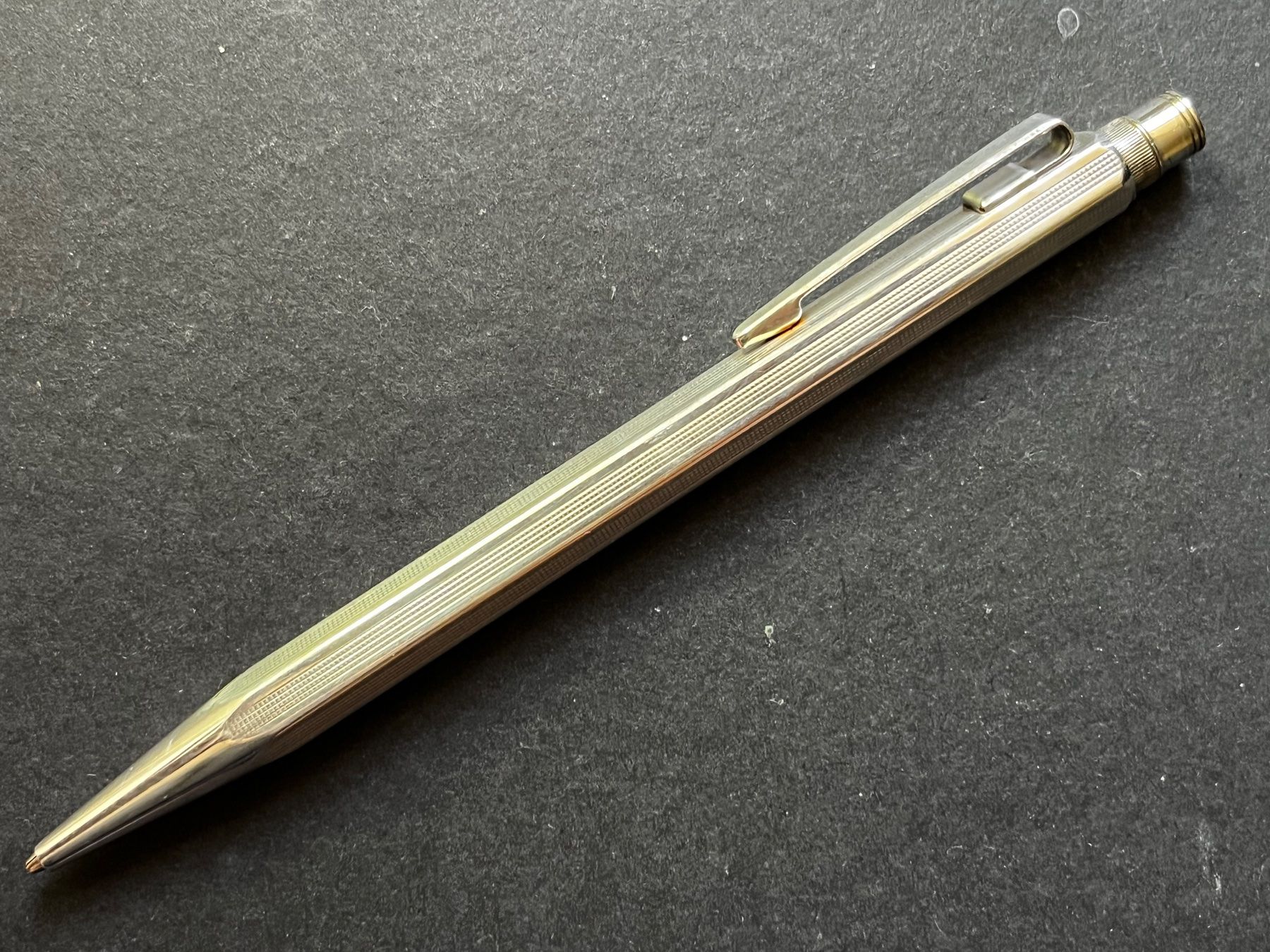 Caran D'Ache Penna & Evidenziatori: Alter Caran d’Ache Ecridor Minenhalter "Pavé" versilbert – Usato da Zürich venduto da FV.vintage
