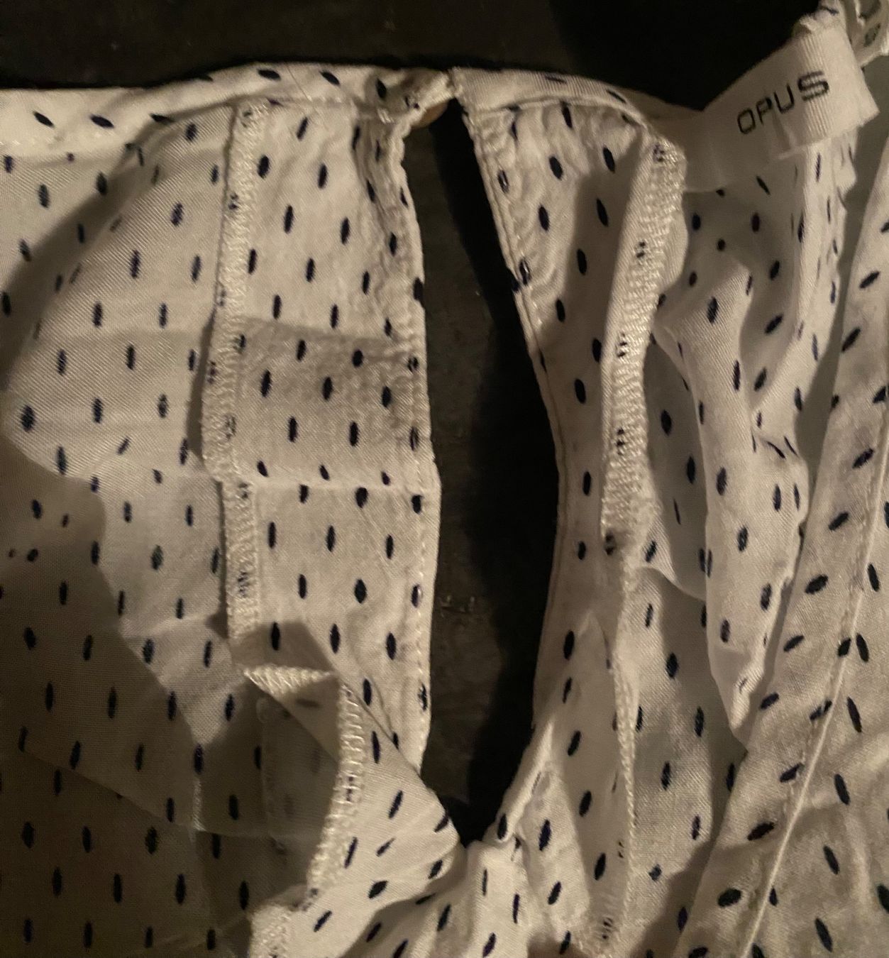 Opus Top: Top Opus weiss gepunktet M – Usato da Chur venduto da simhofstr 1